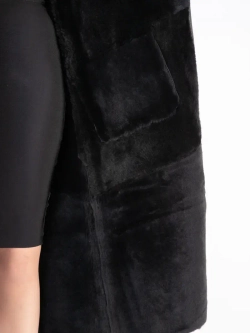 Дубленка зимняя натуральная с капюшоном длинная