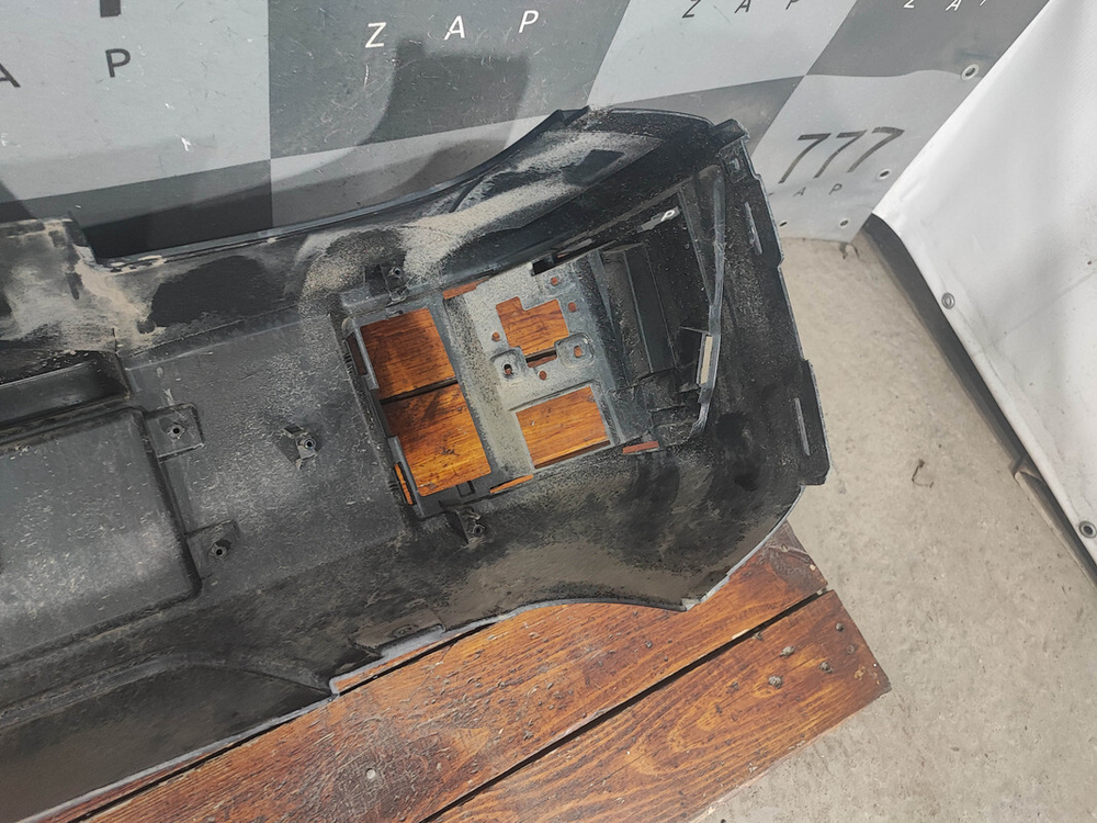 Бампер задний Tank 300 21-нв Б/У Оригинал 2804119XKM01A