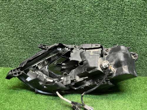 Битая Фара правая Nissan X-Trail T32 (17-22) LED