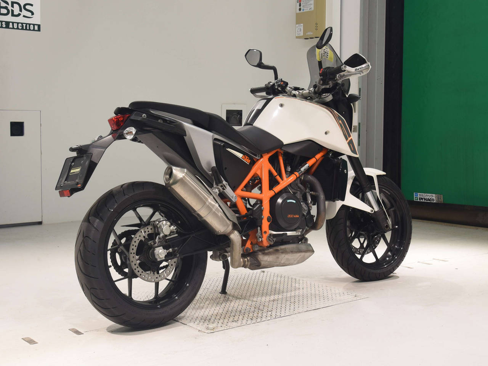 KTM 690 Duke