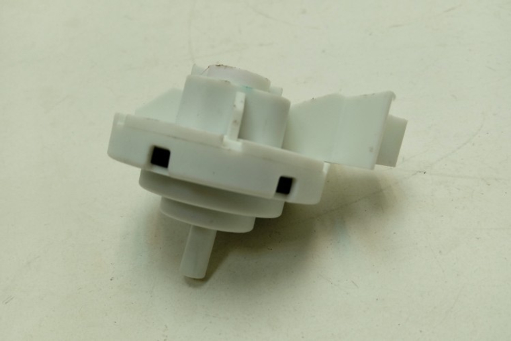 WMS67106AWD2 кт142 Датчик уровня воды для стиральной машины Leran 2141451 б/у