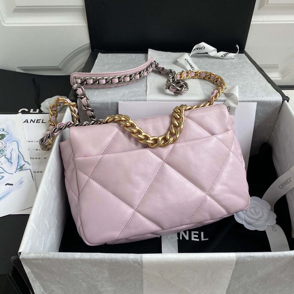 Chanel 19 26 cm
