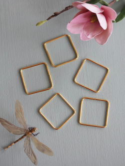 Основы металлические "Квадратики 5 см", цвет золотистый, неразъемные 5 штук /основа для декорирования и ловца снов Квадратик
