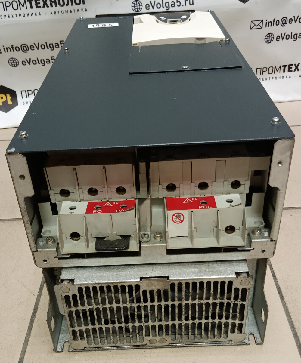 S.E. ATV71HD37N4 б/у