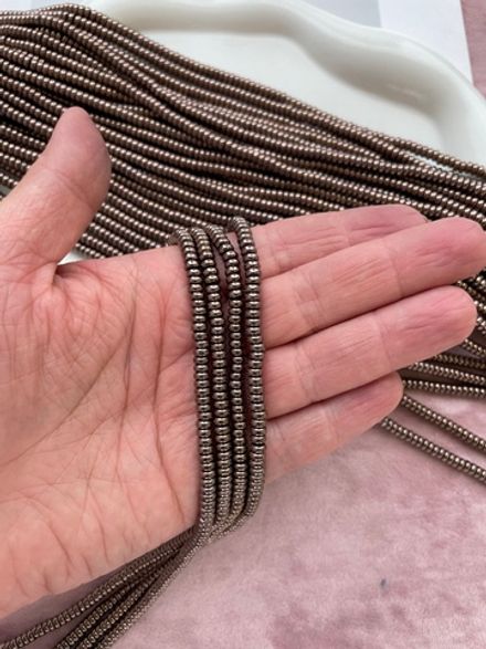 Нить бусин из гематита 4мм, рондель