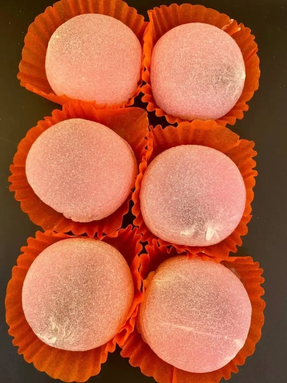 Пирожное Моти (Mochi) с бобовой начинкой (красная фасоль)