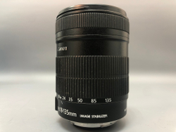 Canon EF-S 18-135 mm f/3.5-5.6 IS