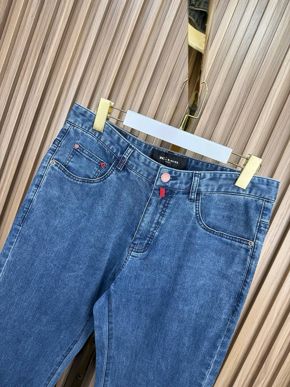 Джинсы Kiton