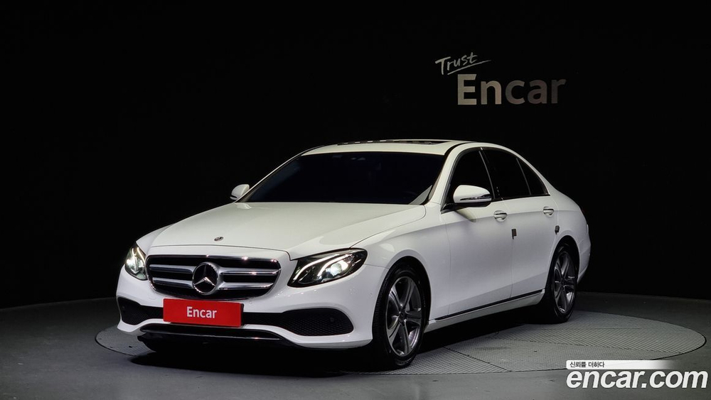 Mercedes-Benz E-Class W213 E300 Avangarde (08.2019)