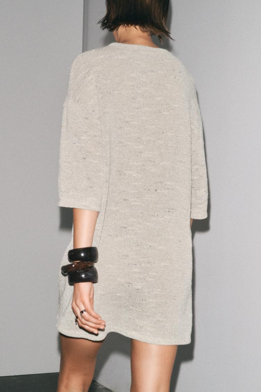 ZARA КОРОТКОЕ ПЛАТЬЕ В СТИЛЕ РУСТИК, БЕЖЕВЫЙ С МЕЛАНЖЕВЫМ ЭФФЕКТОМ