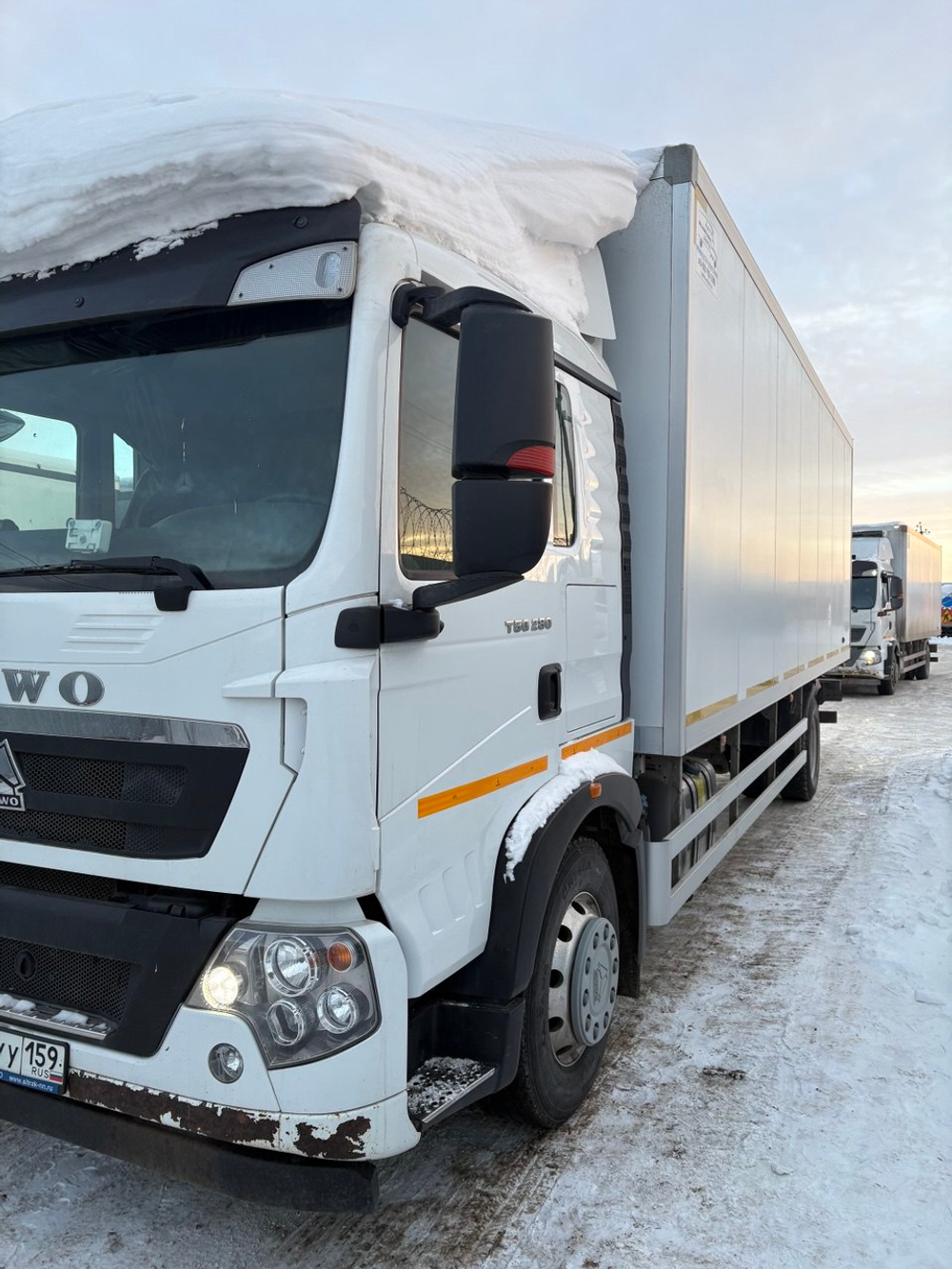 Howo T5G 4x2 Изотермический/рефрижератор 67652A (Рефрижератор, дизельный, 6.9 л, 280 л.с. АТ)