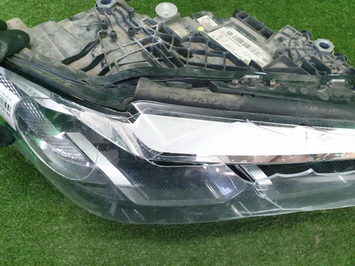 Фара правая BMW 5er G30 (2020-2023) LED