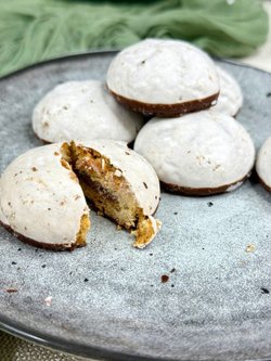 Пряники с варенной сгущенкой и глазурью 350гр