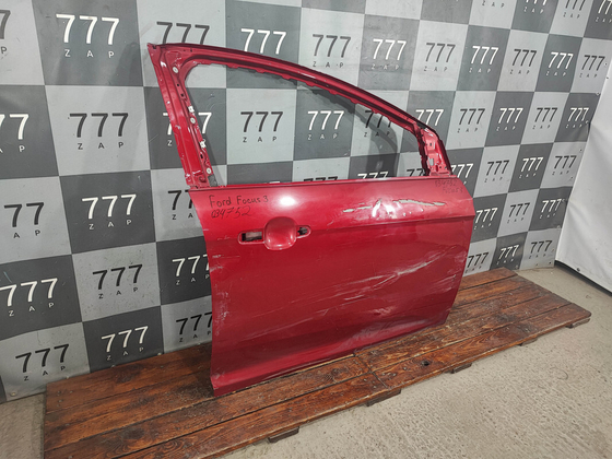 Дверь передняя правая Ford Focus 3 11-19 Б/У Оригинал 2147844