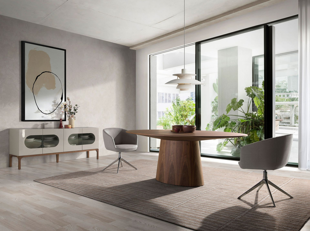 Поворотное кресло 4133/A172 из светло-серой ткани