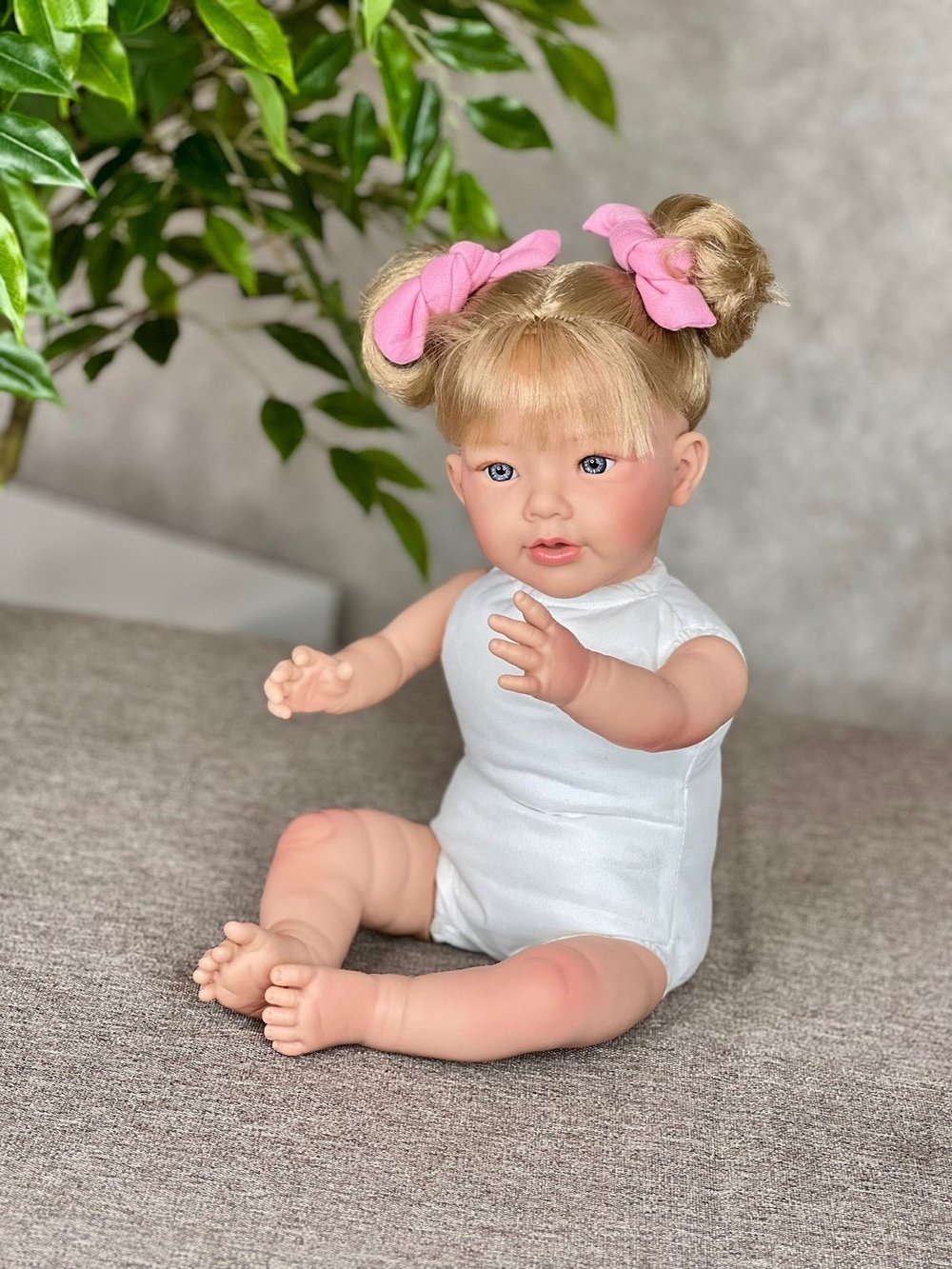 Кукла Nines 48см Chloe мягконабивная (N6800K)