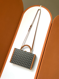 Goyard Grand Hotel Trunk Bag