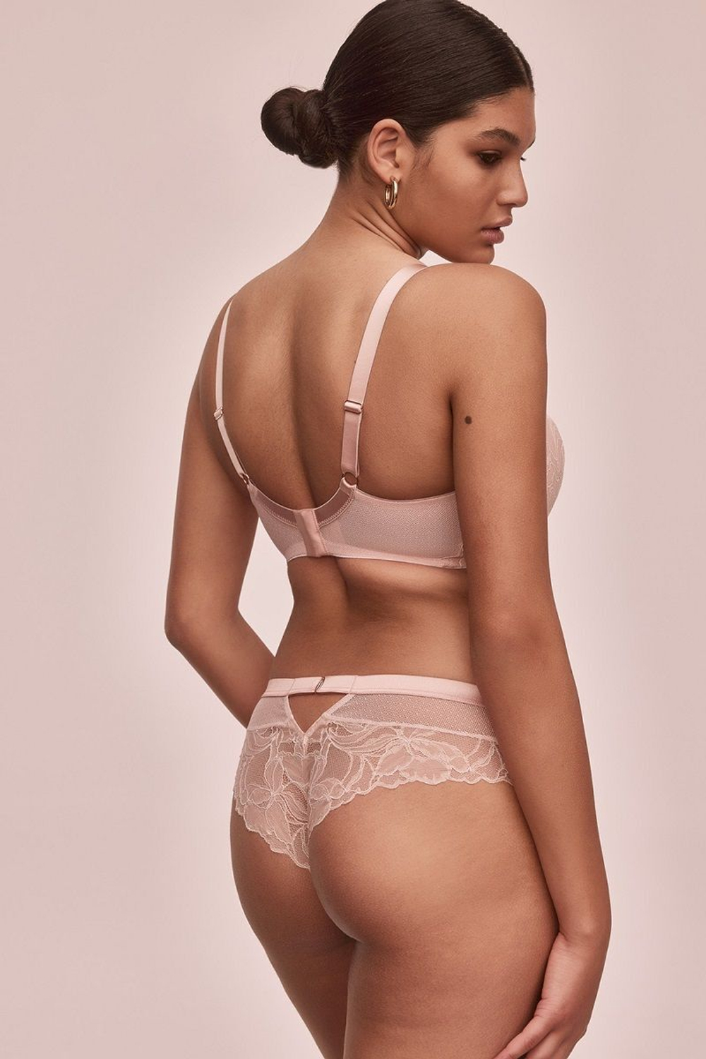 Бюстгальтер на косточках Glow (Размер: 80E) (Цвет: пудровый)