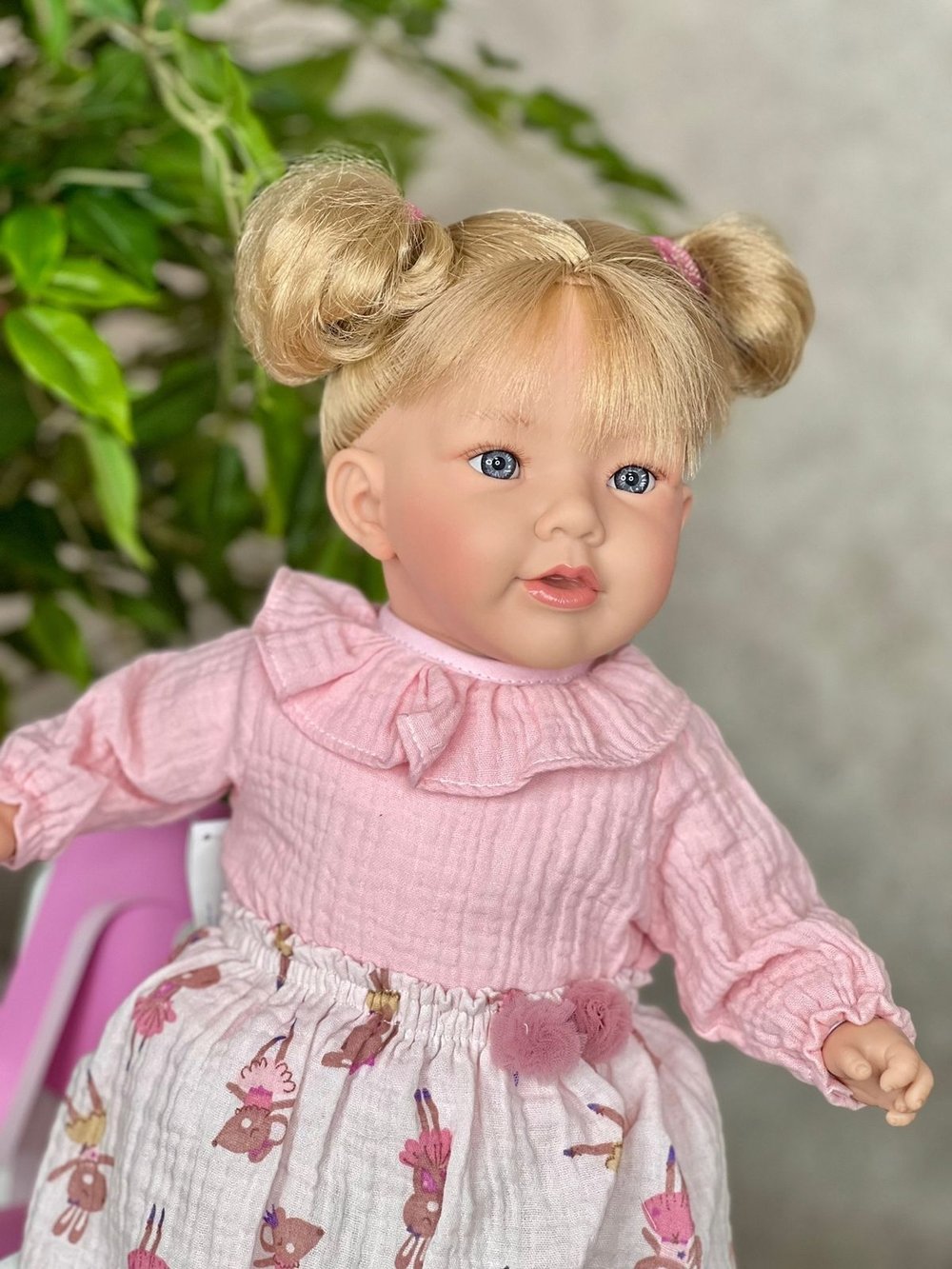 Кукла Nines 48см Chloe мягконабивная (N6820K)