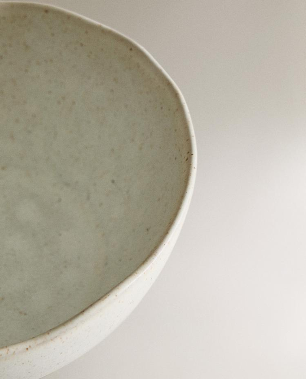 ZARA HOME САЛАТНИЦА С РЕЛЬЕФНЫМ УЗОРОМ, КРЕМОВЫЙ