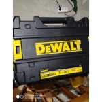 Дрель-шуруповерт бесщеточная аккумуляторная DeWalt DCD701D2-QW