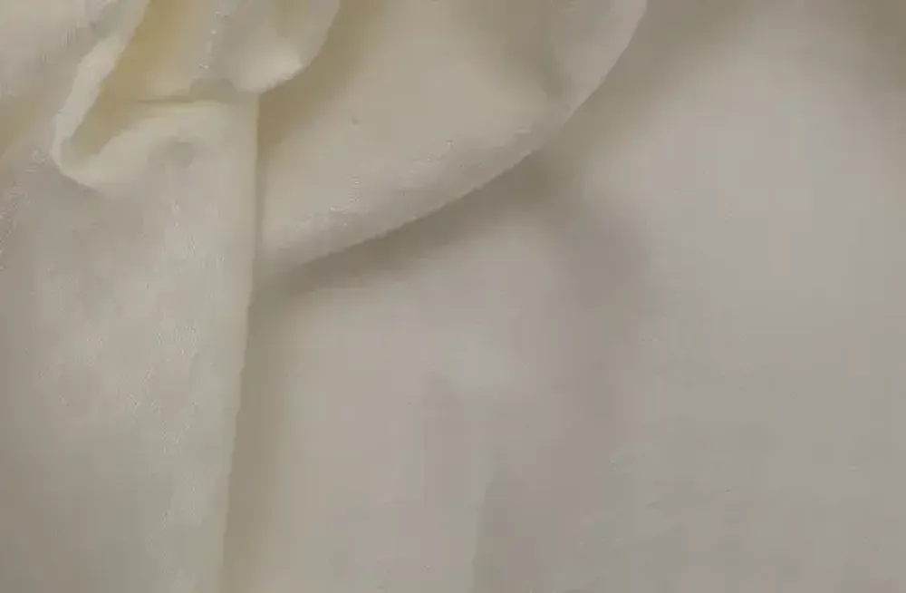 Ткань подкладочная Жаккард, шир. 145 см, 80 гр/м2, 100% п/э, молоко