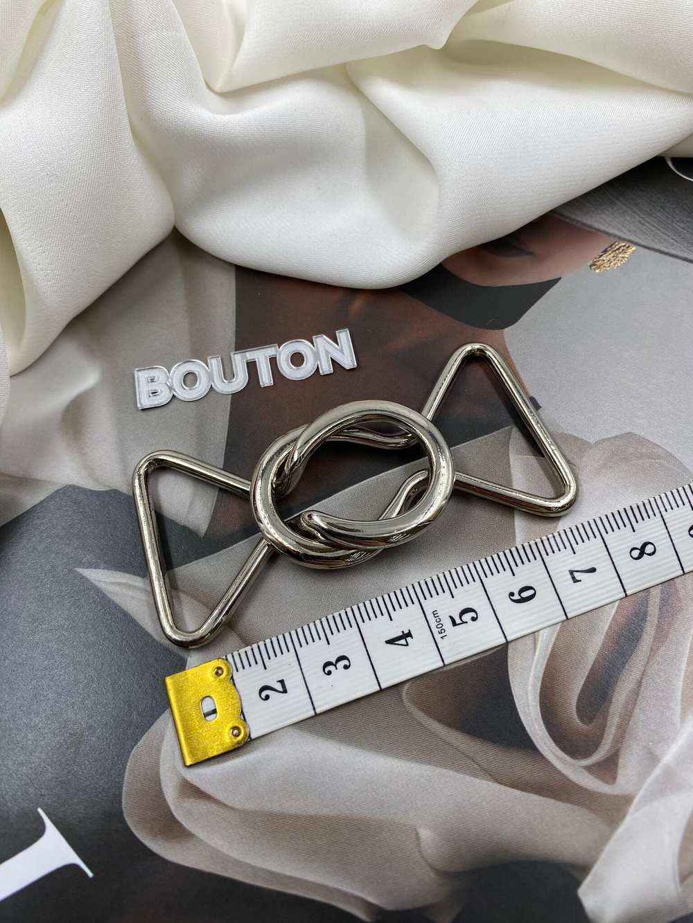 Пряжка застежка серебристая переплетенная