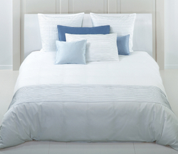 Пододеяльник 200х220 Christian Fischbacher Luxury Nights Pleats 701 белый Швейцария