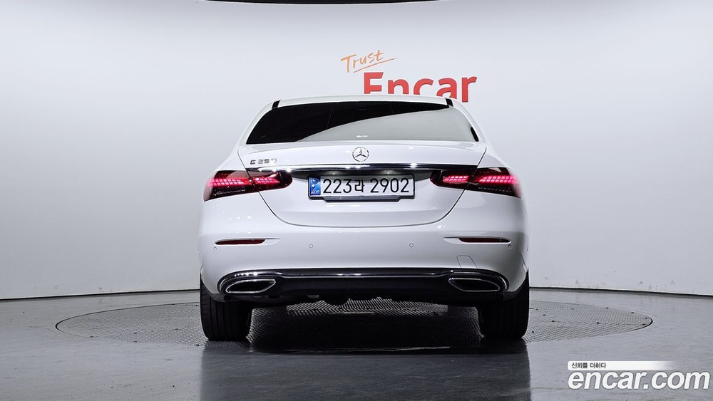 Mercedes-Benz E-Class W213 E250 Exclusive (08.2021)