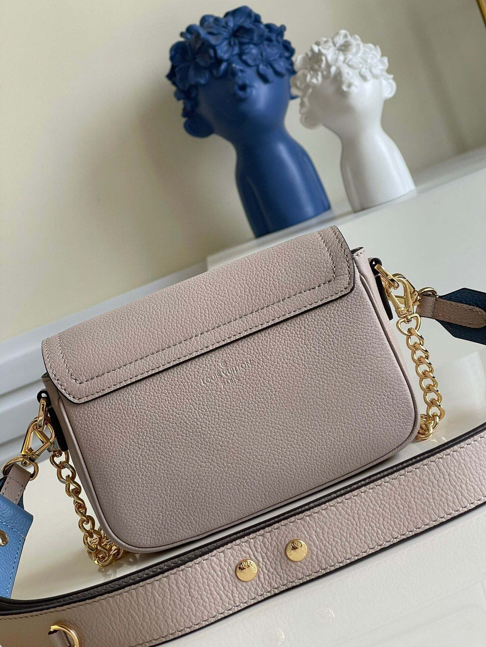 Louis Vuitton Lockme Chain PM