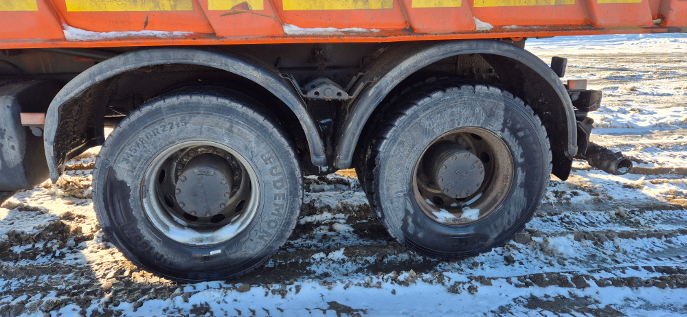 КамАЗ 6520 6x4 Самосвал 6520-3026012-53 (Дизельный, 11,7 л, 400 л.с., МТ)