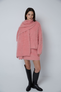 Шарф из альпака розовый