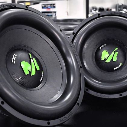 Представляем обновленную линейку сабвуферов Machete версии Fight R в двух типоразмерах 12 и 15 дюймов.⁣⁣⠀