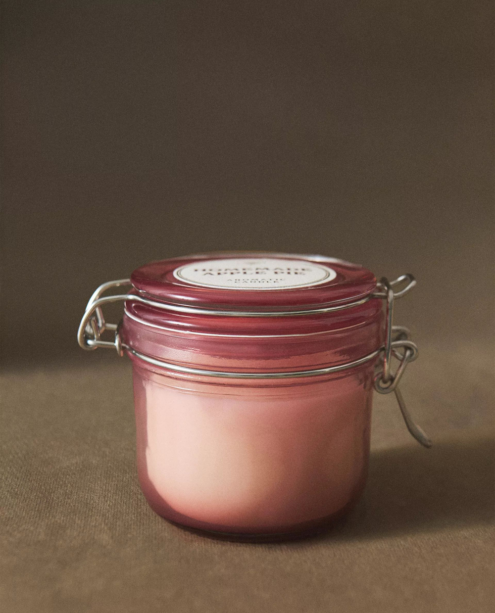 Zara Home - Ароматическая свеча homemade apple pie, 120 г