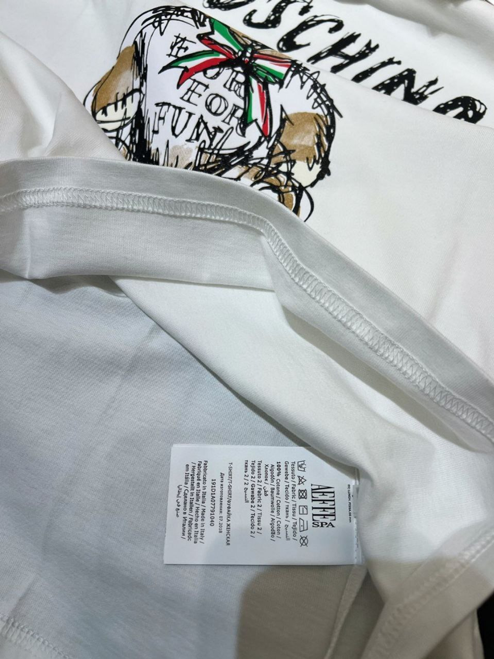 Футболка Moschino