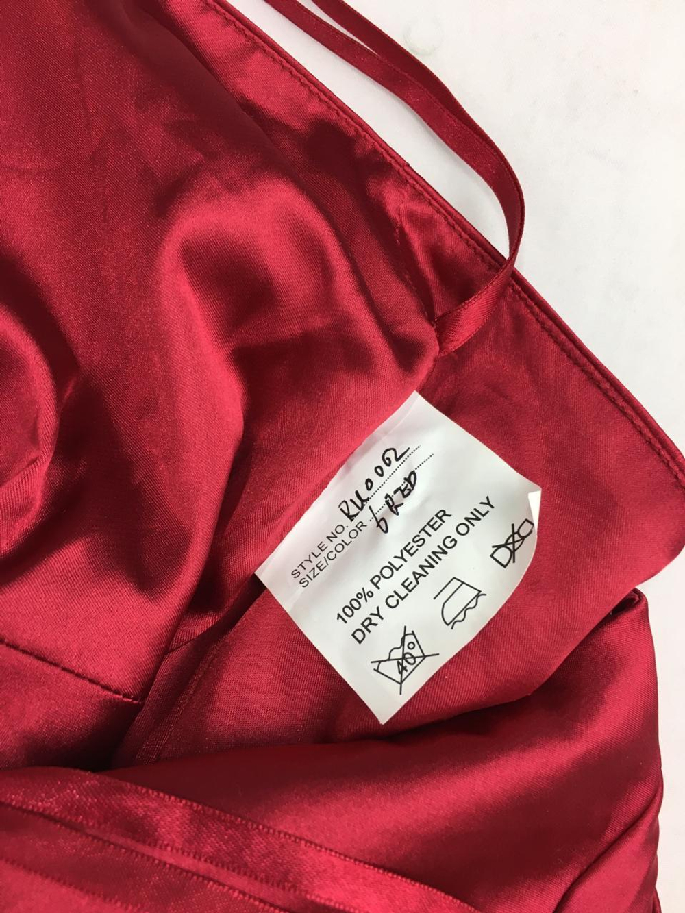 Платье алое 40-42 размер, новое