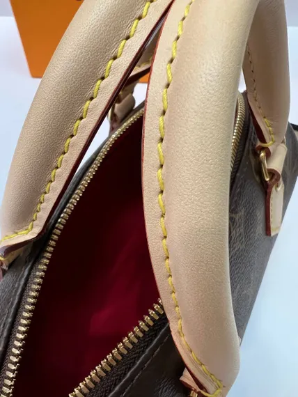 Сумка Louis Vuitton Speedy с плечевым ремнем Monogram