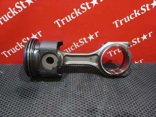 Поршень с шатуном 2024г