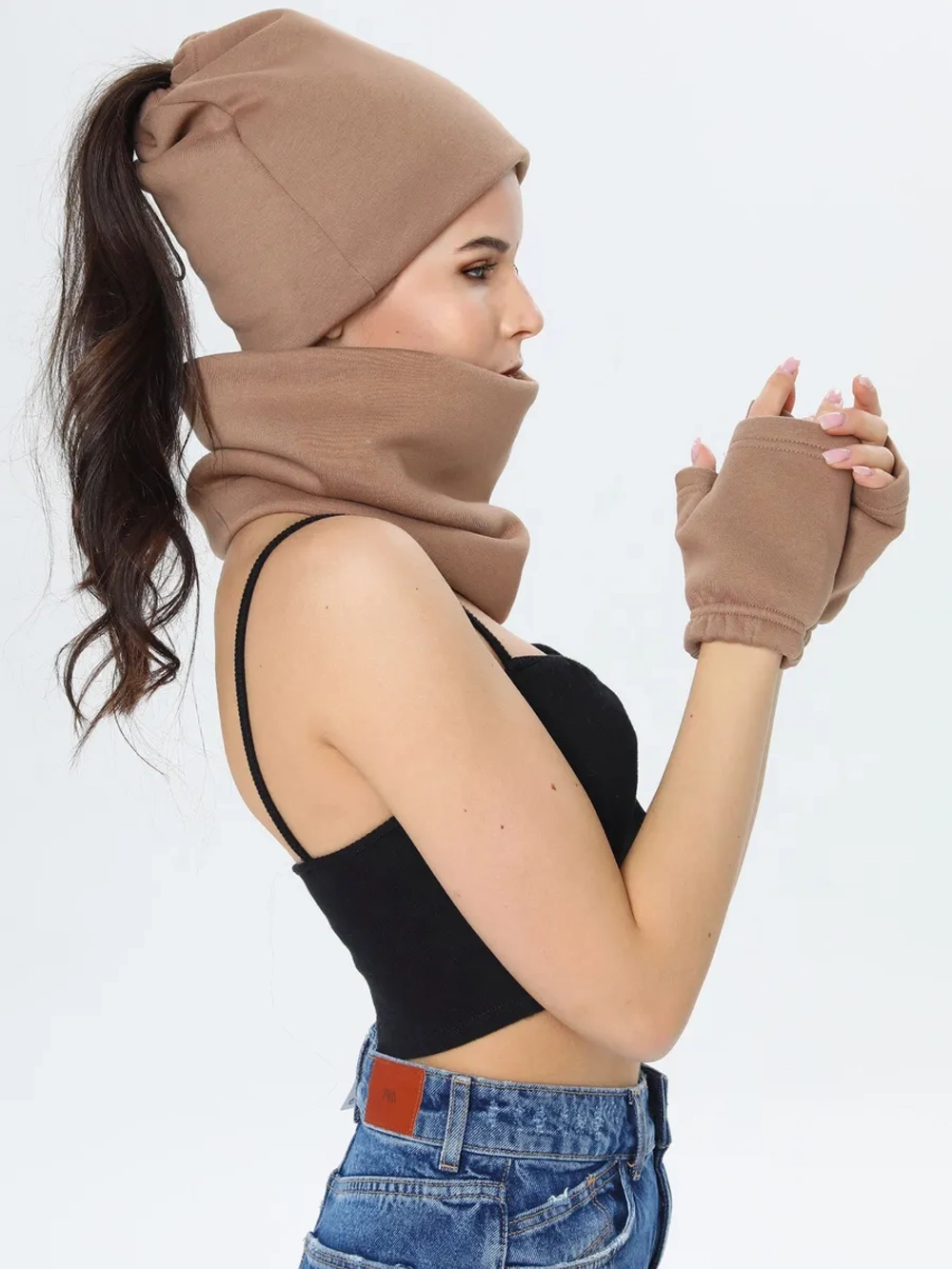 Шапка бини с начесом для хвоста, дред и кос