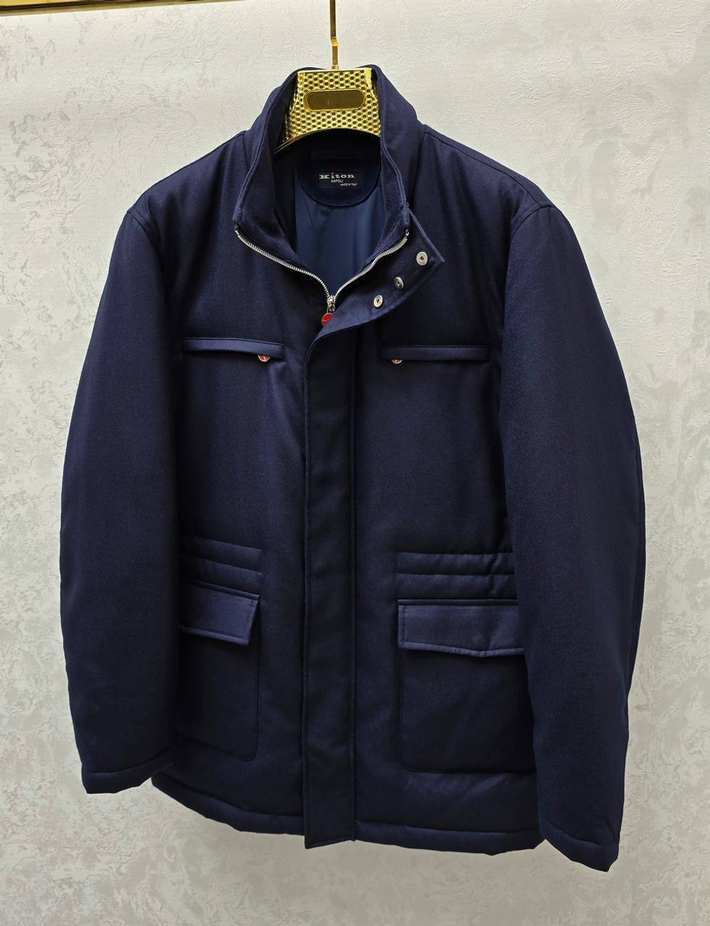 Пуховик Kiton