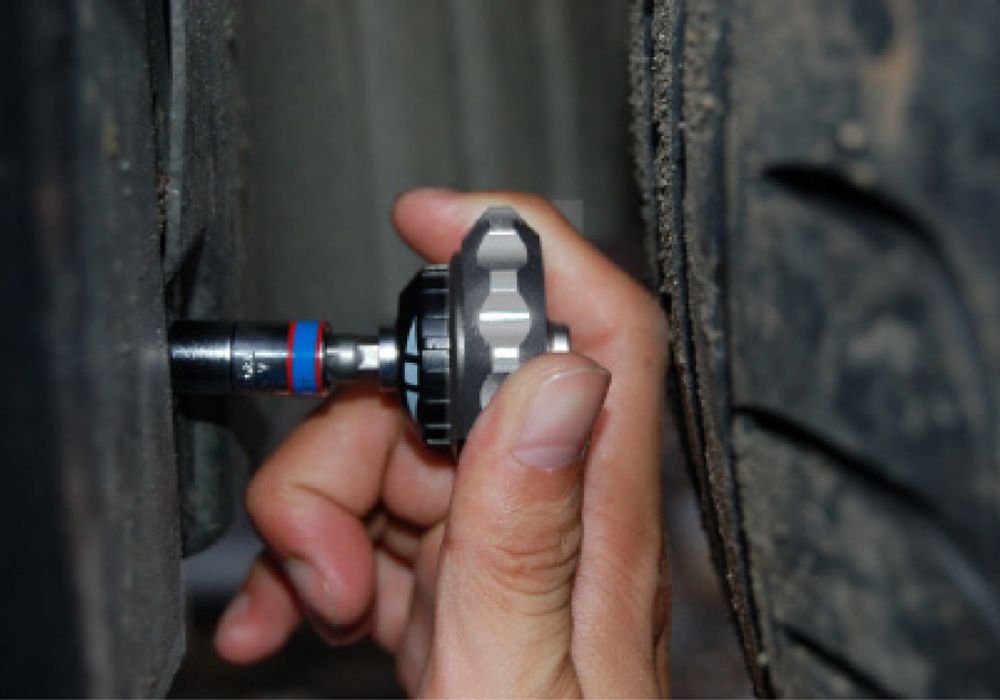 KING TONY (2745) Трещотка 1/4", бесшаговая, дисковый механизм, для вставок (бит)