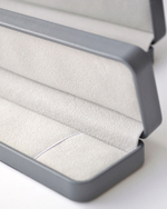 Футляр «Граф 2.0» для демонстрации браслета на витрине