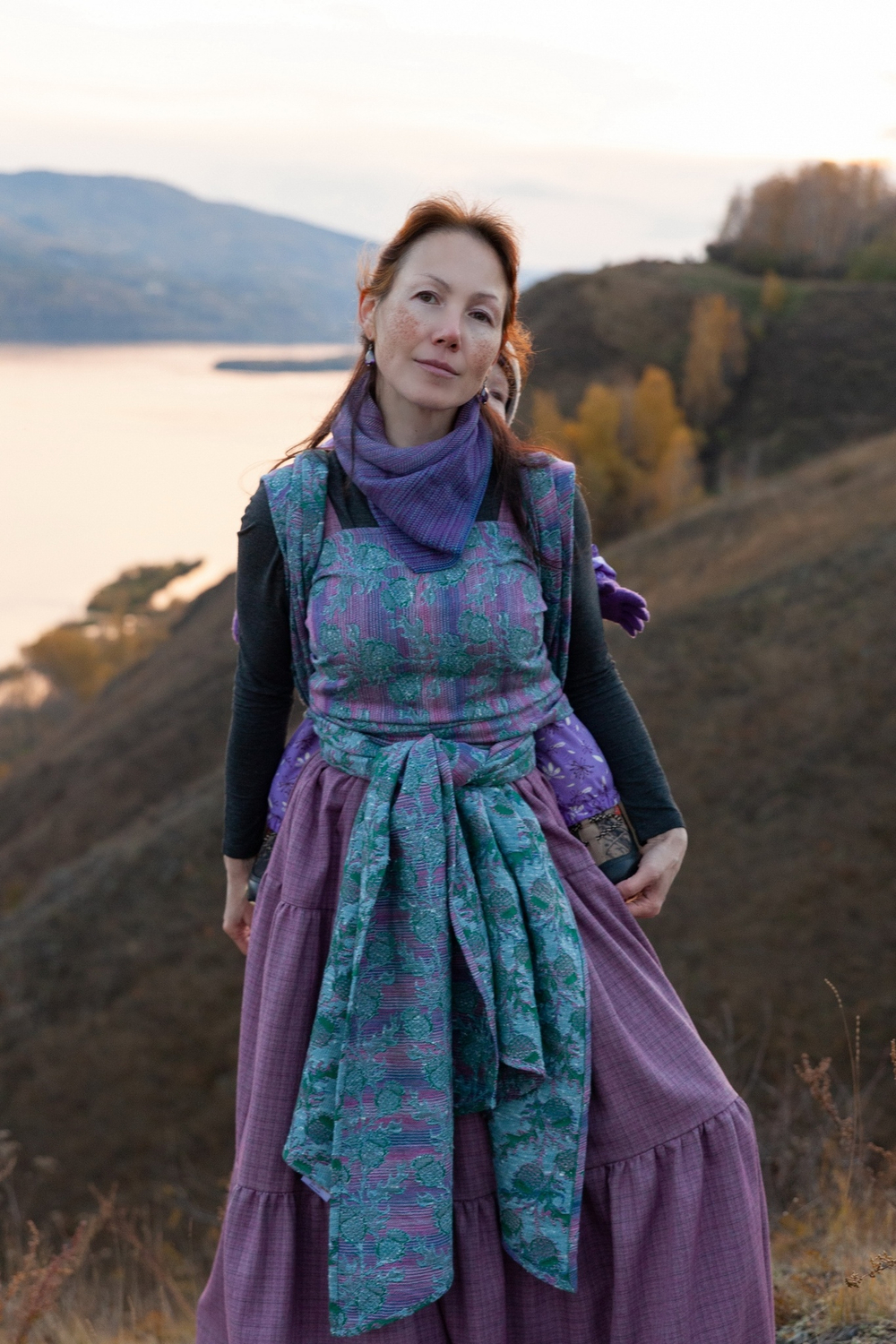 Mokosh wrap  Thistle Heather Hills