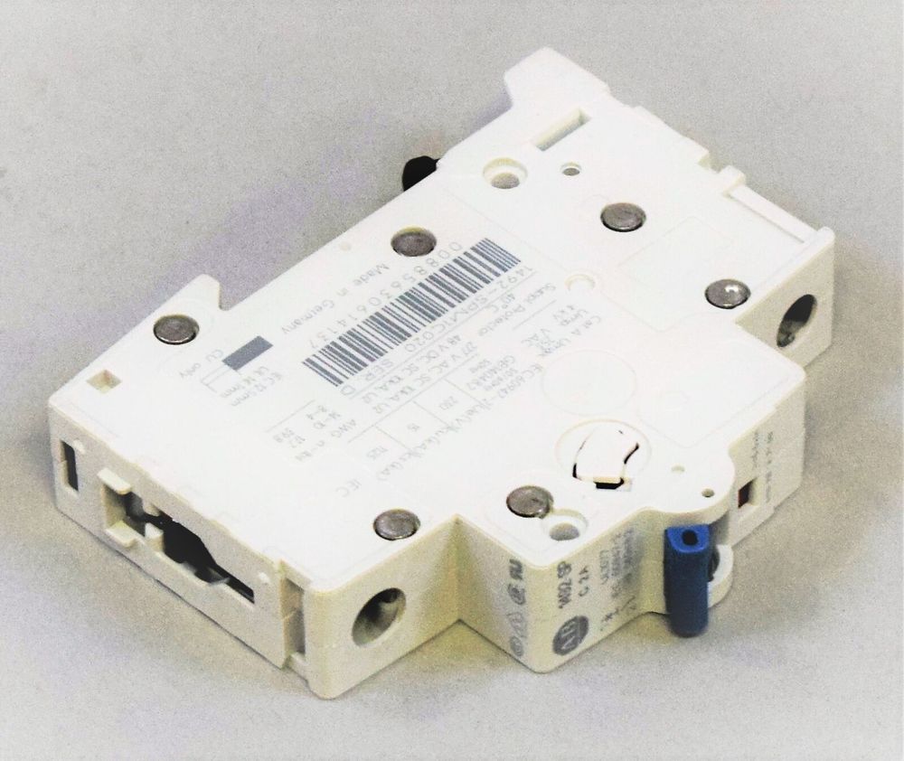 ALLEN-BRADLEY 1492-SPM1C020