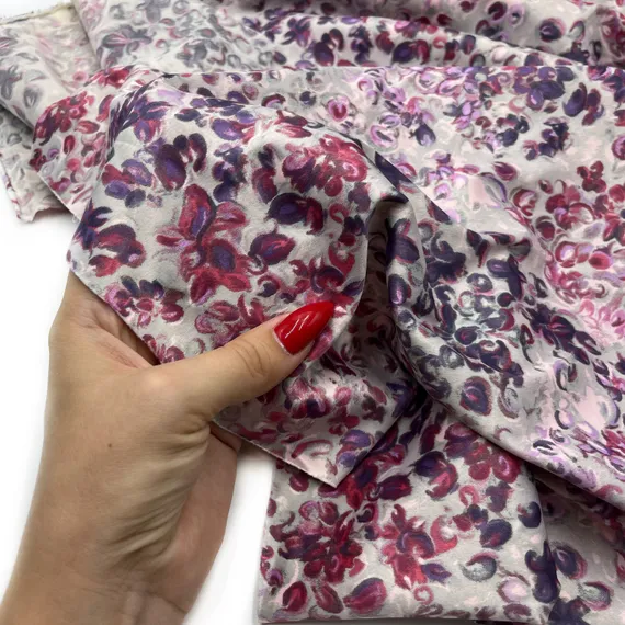 Атлас-стрейч серый принт