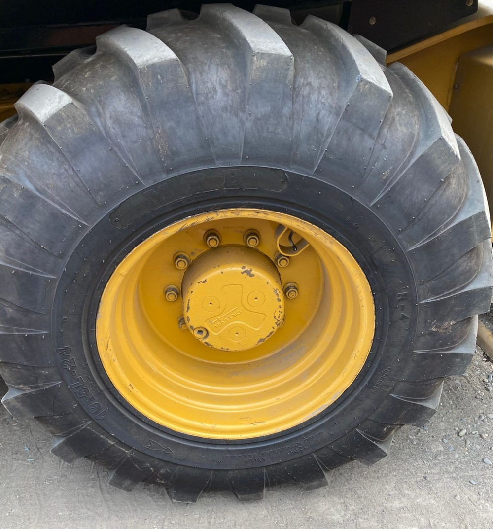 WEICHAI WLB468* Экскаватор-погрузчик WLB468-II (Дизельный, 4,2 л, 95 л.с., АТ)
