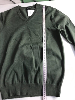 Джемпер Uniqlo для городского стиля, маркировка XS, визуально на 42 размер