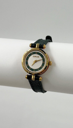 Часы тёмно-зелёные Gucci