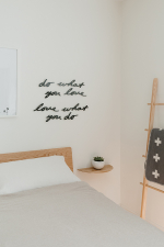 Надпись декоративная Do What You Love настенная черная