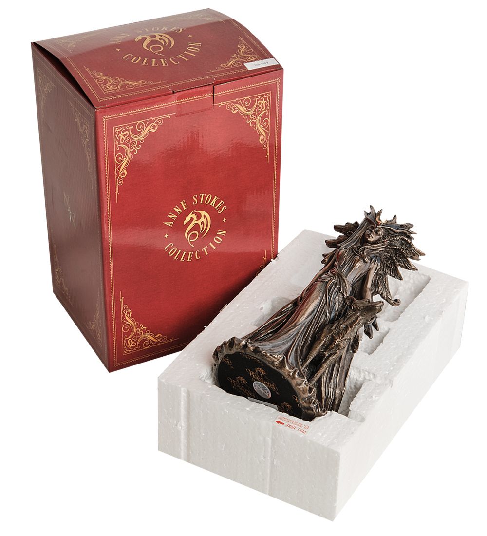 Veronese WS-1099 Статуэтка «Геката - богиня волшебства и всего таинственного»